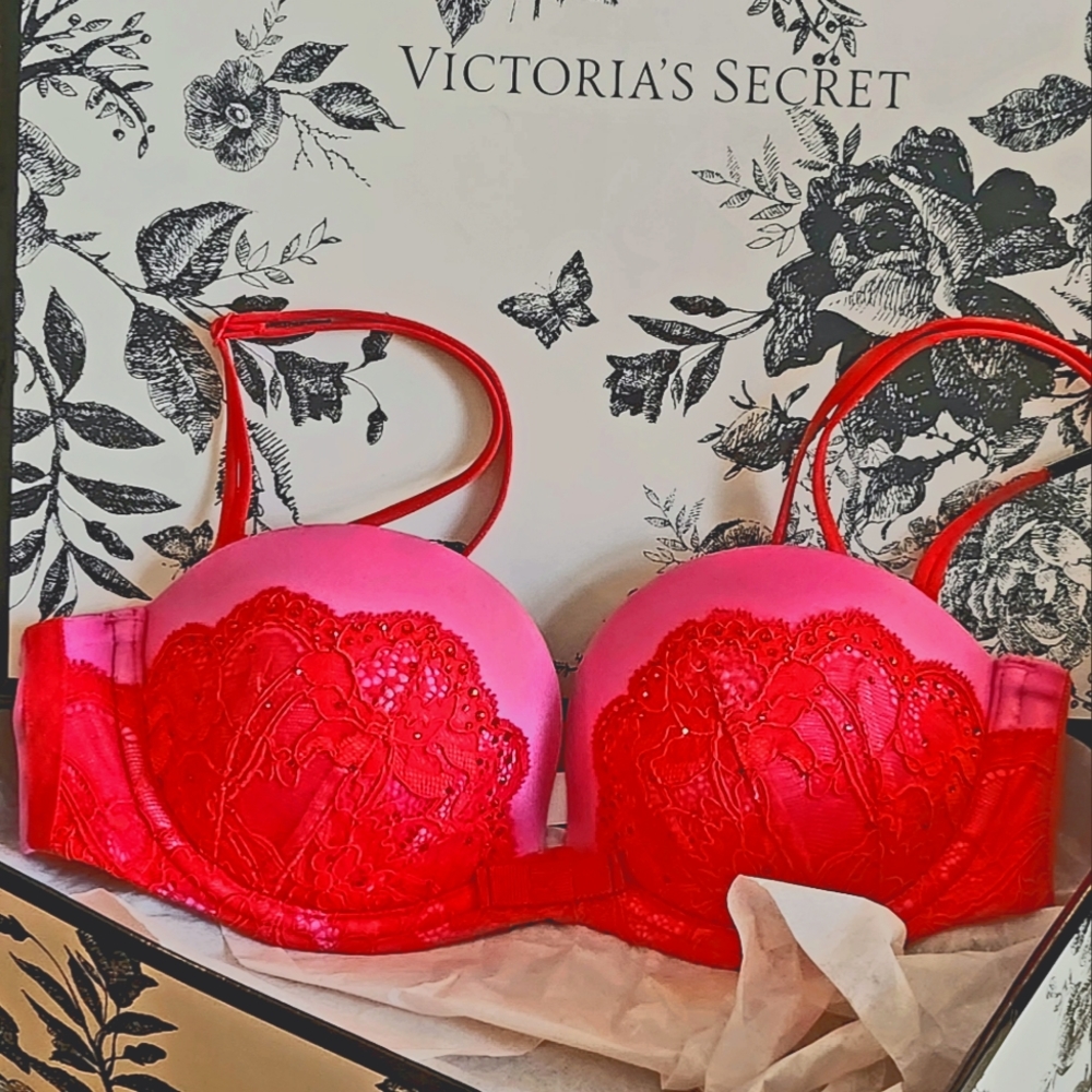 Victoria's Secret Very Sexy Strapless Bra Early 2000s circa NWT 32B